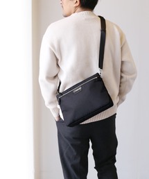 sankyo shokai | 薄型 ショルダー バッグ 軽量 サコッシュ(ショルダーバッグ)