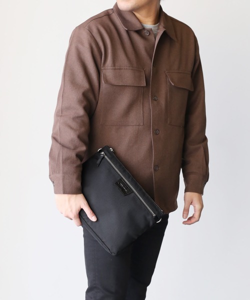 sankyo shokai（サンキョウショウカイ）の「薄型 ショルダー バッグ 軽量 サコッシュ（ショルダーバッグ・メンズ・ネイビー/ブラック・FREE）」の4枚目の写真