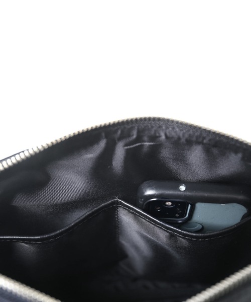 sankyo shokai（サンキョウショウカイ）の「薄型 ショルダー バッグ 軽量 サコッシュ（ショルダーバッグ・メンズ・ネイビー/ブラック・FREE）」の12枚目の写真