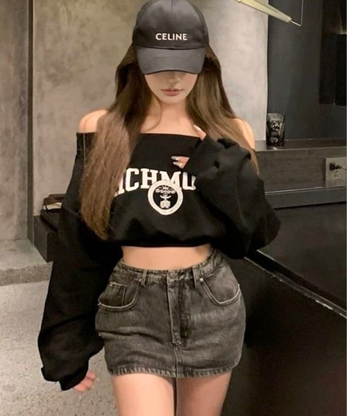 CANVAS+(キャンバスプラス)の「【CANVAS+】RICHMONDオフショルトップス(Tシャツ/カットソー・レディース・ブラック/ホワイト・M)」の1枚目の写真
