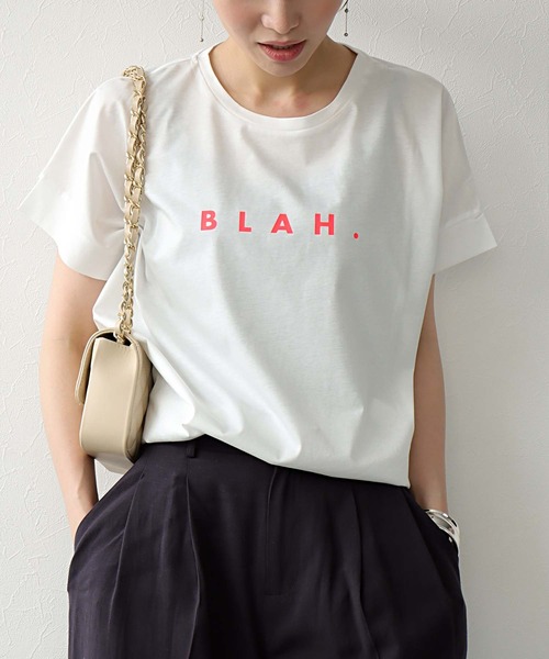 Jines(ジネス)の「BLAH.ロゴTシャツ(Tシャツ/カットソー・レディース・ホワイト/チャコールグレー/ブラック・38)」の2枚目の写真