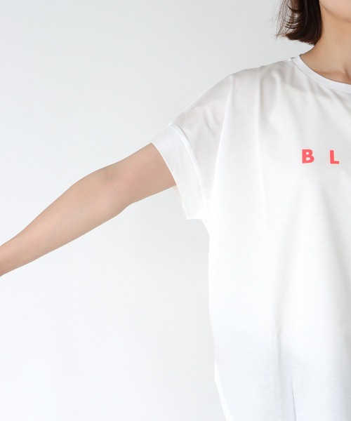 Jines(ジネス)の「BLAH.ロゴTシャツ(Tシャツ/カットソー・レディース・ホワイト/チャコールグレー/ブラック・38)」の9枚目の写真