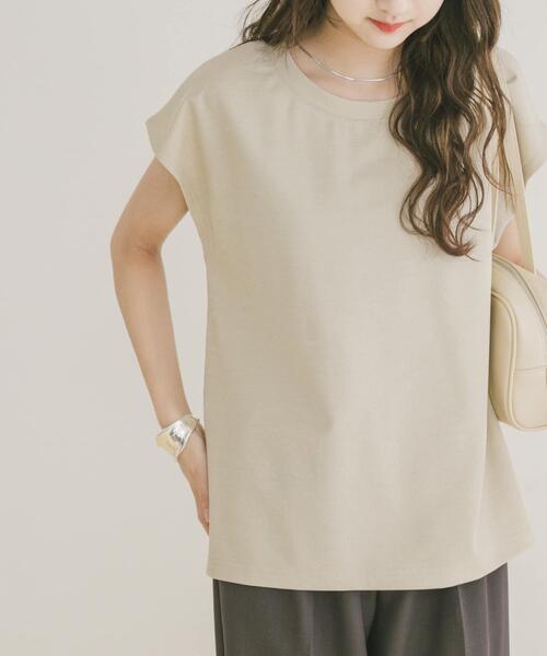 ITEMS URBANRESEARCH（アイテムズ アーバンリサーチ）の「バックボタンフレンチTシャツ（Tシャツ/カットソー・レディース・ライトベージュ/ブラウン/ブラック/ホワイト・FREE）」の5枚目の写真