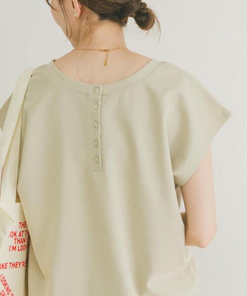 ITEMS URBANRESEARCH（アイテムズ アーバンリサーチ）の「バックボタンフレンチTシャツ（Tシャツ/カットソー・レディース・ライトベージュ/ブラウン/ブラック/ホワイト・FREE）」の9枚目の写真