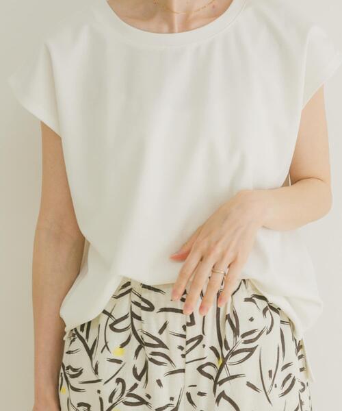 ITEMS URBANRESEARCH（アイテムズ アーバンリサーチ）の「バックボタンフレンチTシャツ（Tシャツ/カットソー・レディース・ライトベージュ/ブラウン/ブラック/ホワイト・FREE）」の14枚目の写真