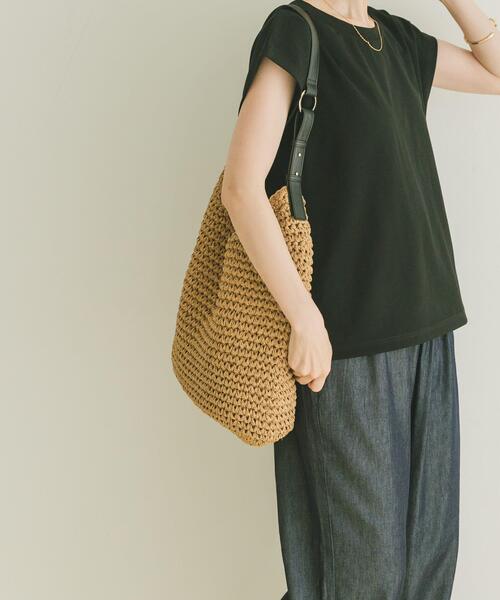 ITEMS URBANRESEARCH（アイテムズ アーバンリサーチ）の「バックボタンフレンチTシャツ（Tシャツ/カットソー・レディース・ライトベージュ/ブラウン/ブラック/ホワイト・FREE）」の22枚目の写真