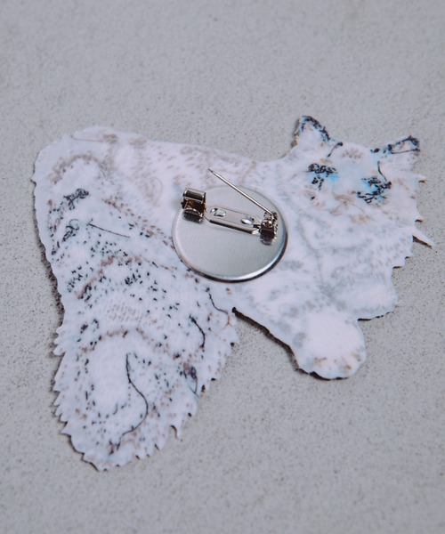 manana suerte（マニャーナスエルテ）の「CATワッペンブローチ（ブローチ/コサージュ・レディース・ホワイト/ブラウン・FREE）」の8枚目の写真