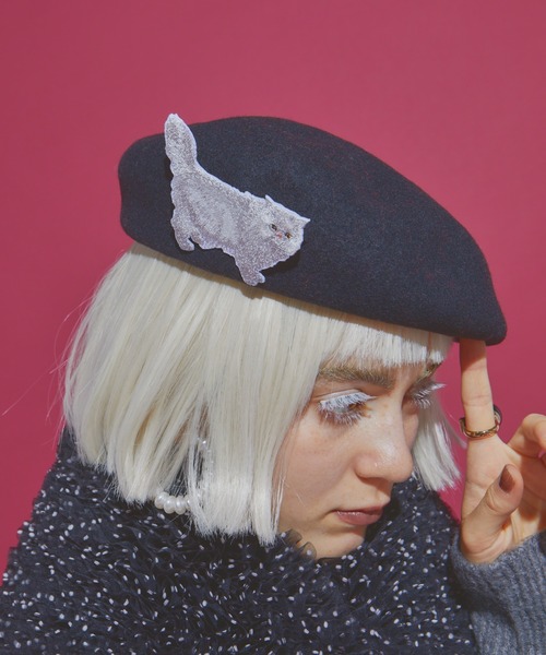 manana suerte（マニャーナスエルテ）の「CATワッペンブローチ（ブローチ/コサージュ・レディース・ホワイト/ブラウン・FREE）」の9枚目の写真