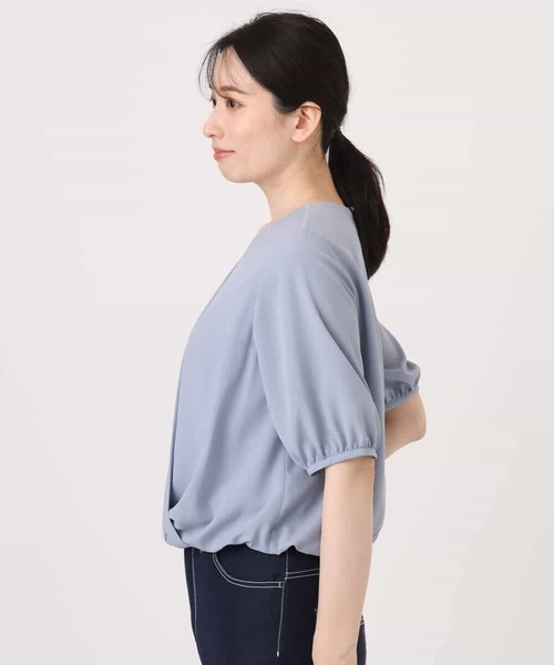 OFUON le MK(オフオンルエムケー)の「カシュクールデザインブラウス/接触冷感/速乾/洗える/WEB限定サイズあり(シャツ/ブラウス・レディース・ネイビー/ライトブルー/ホワイト・40/38/36)」の12枚目の写真