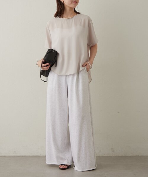 Omekashi(オメカシ)の「ストレッチシフォンハーフスリーブブラウス(シャツ/ブラウス・レディース・ブラック/チャコールグレー/ベージュ・FREE)」の4枚目の写真