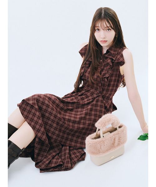 【新品】Lily Brown♡ボリューム袖コットンワンピース LILY BROWN（リリーブラウン）の「ボリューム袖コットン