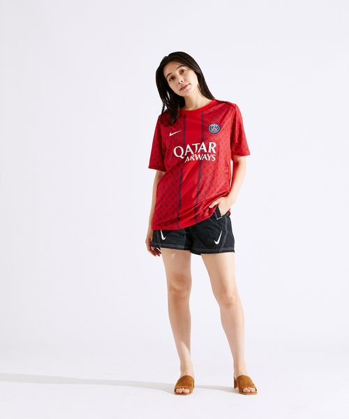 NIKE(ナイキ)の「【NIKE / ナイキ】PSG MNK DF ACDPR SS TOP K HAPM HJ7150- 658(Tシャツ/カットソー・メンズ・レッド・MEDIUM/LARGE)」の2枚目の写真