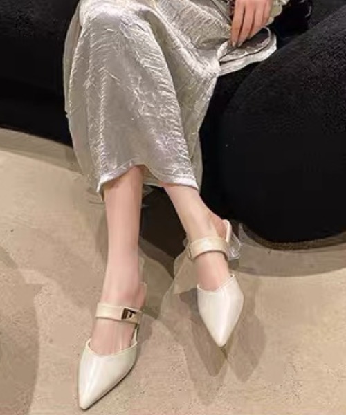 ampm（エーエムピーエム）の「クリアヒールポインテッドミュールパンプス（パンプス・レディース・ブラック/ホワイト・36/37/38/39/40/35）」の4枚目の写真