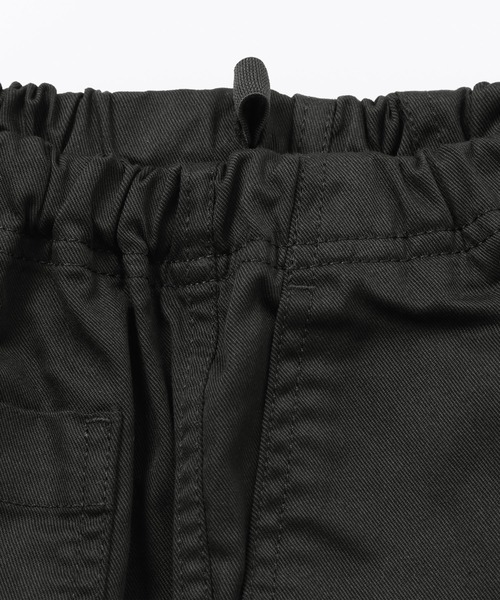 無印良品（ムジルシリョウヒン）の「キッズ　洗いざらしチノルーズフィットパンツ（その他パンツ・キッズ・ダークグリーン/ベージュ/ダークベージュ/ブラック・110/120/130/140/150）」の11枚目の写真