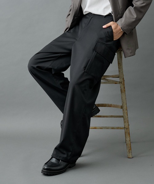 COLONY 2139（コロニートゥーワンスリーナイン）の「ウーリートロカーゴスラックス（スラックス・メンズ・グレー/ブラック/ネイビー・MEDIUM/LARGE）」の2枚目の写真