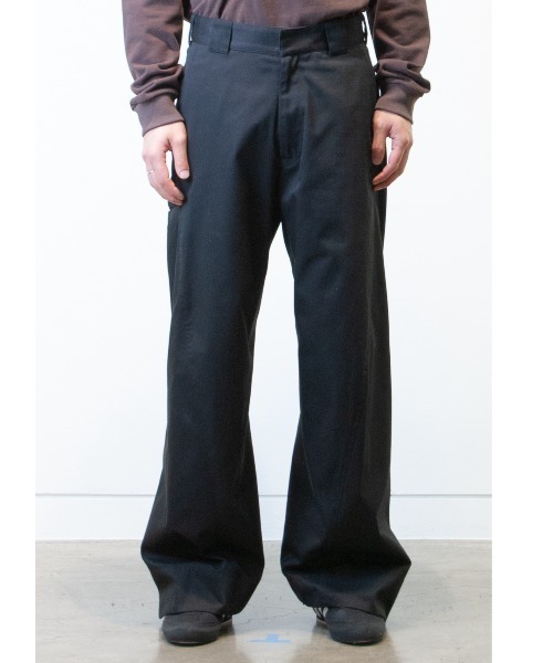 YUKI HASHIMOTO(ユウキハシモト)の「YUKI HASHIMOTO TWISTED WORK PANTS (PT-01-0002)(その他パンツ・メンズ・ブラウン/レッド/ブラック/グレー・44/46/48)」の9枚目の写真
