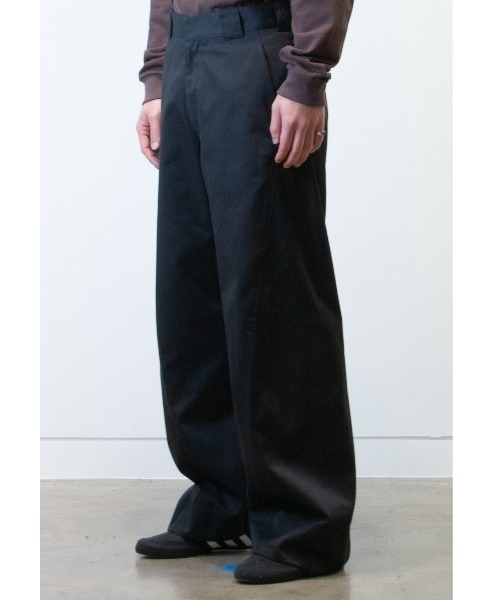 YUKI HASHIMOTO(ユウキハシモト)の「YUKI HASHIMOTO TWISTED WORK PANTS (PT-01-0002)(その他パンツ・メンズ・ブラウン/レッド/ブラック/グレー・44/46/48)」の10枚目の写真