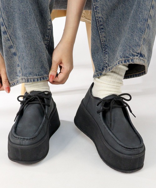 LOVEHUNTER(ラブハンター)の「LOVE HUNTER/厚底モカシンスニーカー レディース メンズ 軽量 ボリュームソール 7.5cm身長アップ 韓国ファッション ダッドスニーカー モカシンシューズ(2226)(スニーカー・レディース・ブラック/キャメル/グレー/ベージュ・37/38/39/40/41/42/43/44/36)」の2枚目の写真