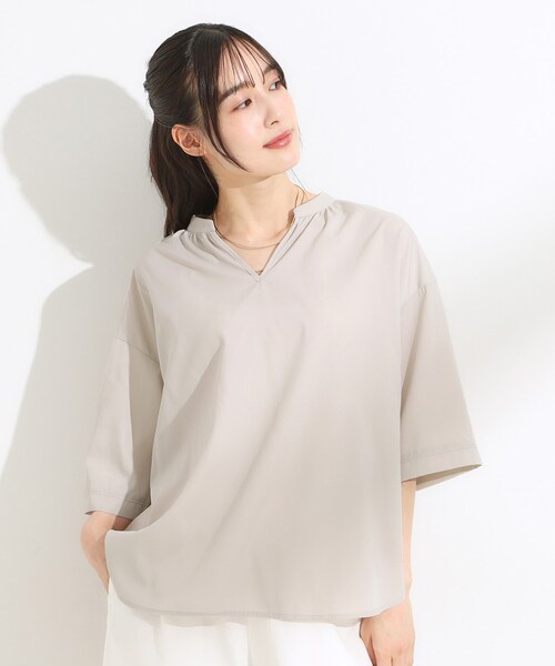 SHOO・LA・RUE（シューラルー）の「【S-LL/洗濯後しわになりにくい】バックギャザーがアクセント スッキパーブラウス（シャツ/ブラウス・レディース・カーキ/イエロー系その他/ナチュラル/ネイビー・01/02/03/04）」の13枚目の写真