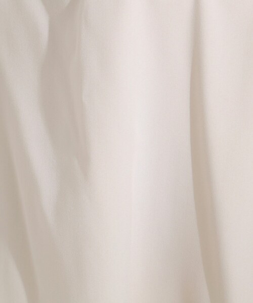 SHOO・LA・RUE（シューラルー）の「【S-LL/洗濯後しわになりにくい】バックギャザーがアクセント スッキパーブラウス（シャツ/ブラウス・レディース・カーキ/イエロー系その他/ナチュラル/ネイビー・01/02/03/04）」の16枚目の写真