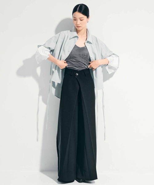 STUDIOUS（ステュディオス）の「【STUDIOUS/ステュディオス】VELOUR CUPIN HALTER　NECK CAMISOLE/ベロアカップインホルダーネックキャミソール（キャミソール・レディース・ブラック/グレー・1/2）」の17枚目の写真