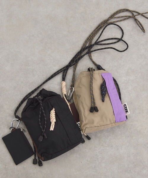 Doux archives（ドゥアルシーヴ）の「ナイロンハンディショルダー（ショルダーバッグ・レディース・グレー/ブラック・FREE）」の2枚目の写真