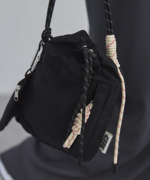 Doux archives（ドゥアルシーヴ）の「ナイロンハンディショルダー（ショルダーバッグ・レディース・グレー/ブラック・FREE）」の19枚目の写真