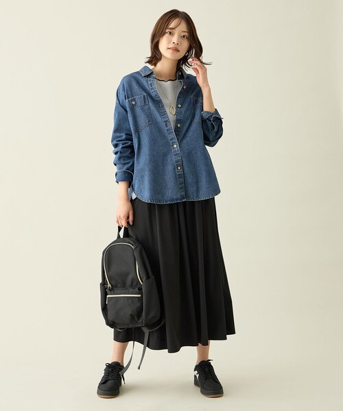 ANY(エニィ)の「オーバーデニムシャツ(シャツ/ブラウス・レディース・ダルブルー系/グレー系・X-LARGE)」の9枚目の写真