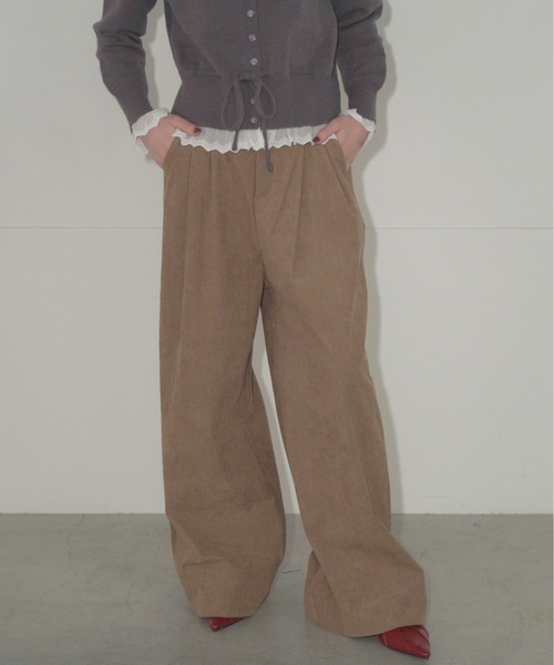 Mirette（ミレット）の「タックワイドコーデュロイパンツ / Tuck Wide Corduroy Pants（その他パンツ・レディース・ライトブラウン/バーガンディー/ダークブラウン・SMALL/MEDIUM/LARGE）」の3枚目の写真