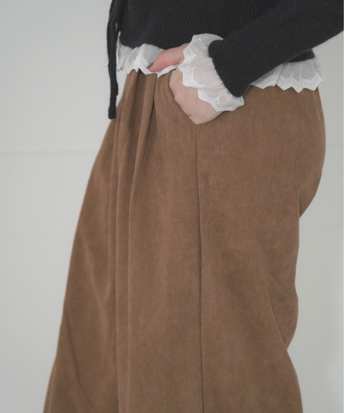 Mirette（ミレット）の「タックワイドコーデュロイパンツ / Tuck Wide Corduroy Pants（その他パンツ・レディース・ライトブラウン/バーガンディー/ダークブラウン・SMALL/MEDIUM/LARGE）」の11枚目の写真