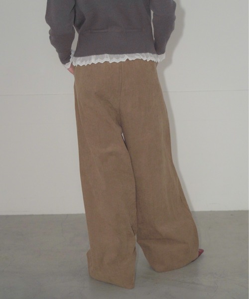 Mirette（ミレット）の「タックワイドコーデュロイパンツ / Tuck Wide Corduroy Pants（その他パンツ・レディース・ライトブラウン/バーガンディー/ダークブラウン・SMALL/MEDIUM/LARGE）」の22枚目の写真