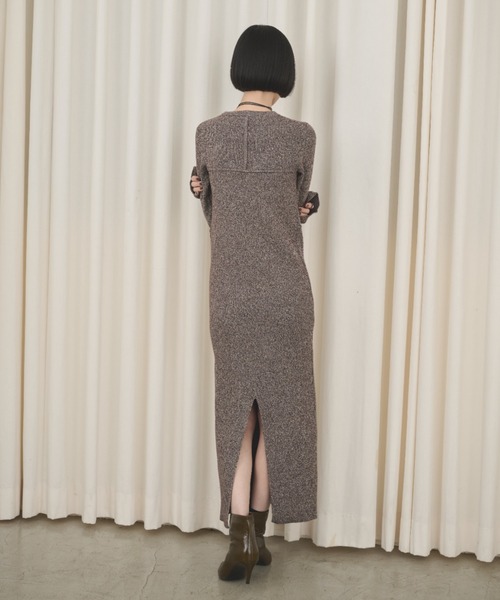 AIC.(エーアイシー)の「ビスチェデザインミックスニットロングワンピース(ワンピース・レディース・グレー/ブラウン・FREE)」の11枚目の写真