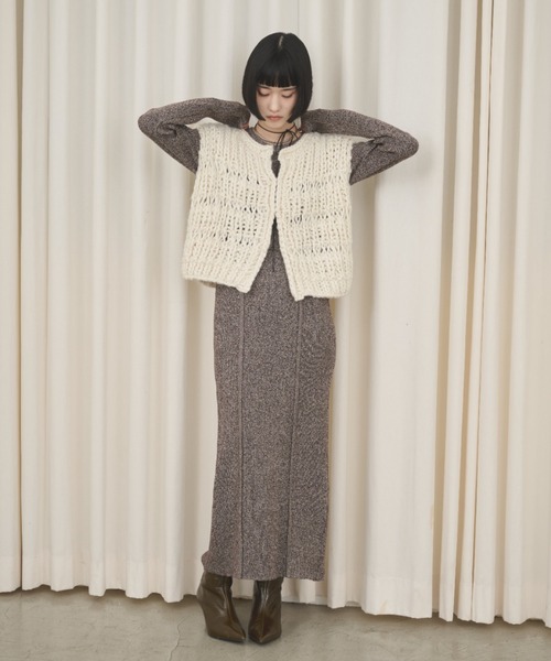 AIC.(エーアイシー)の「ビスチェデザインミックスニットロングワンピース(ワンピース・レディース・グレー/ブラウン・FREE)」の13枚目の写真