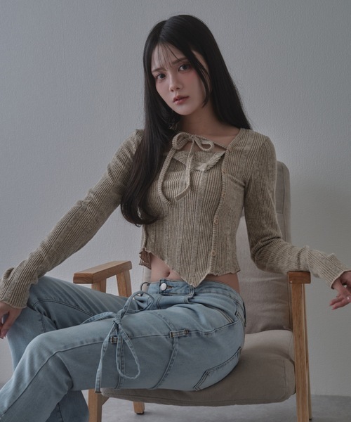 M DOLLY(エムドリー)の「asymmetric perla kint tops / アシンメトリーペルラニットトップス(ニット/セーター・レディース・ブラック/ベージュ・FREE)」の8枚目の写真