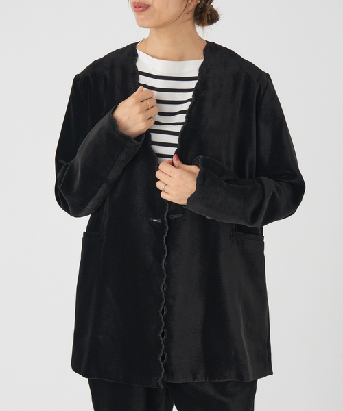 IENA（イエナ）の「スカラップドベルベットジャケット（ノーカラージャケット・レディース・ブラック・FREE）」の6枚目の写真