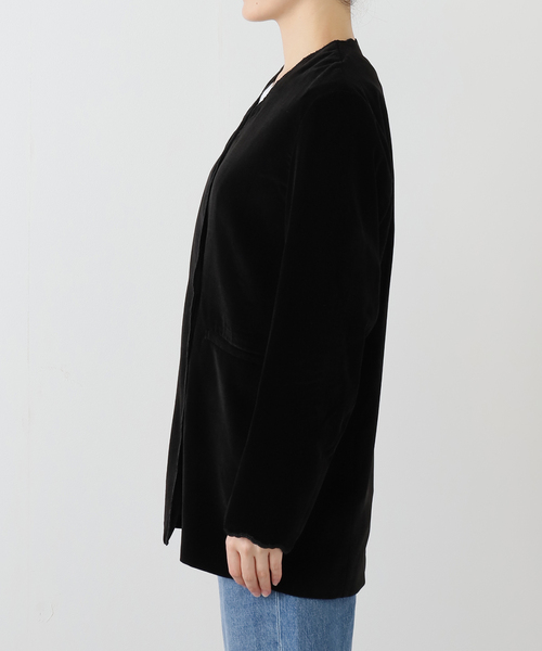 スカラップドベルベットジャケット（ノーカラージャケット）｜IENA