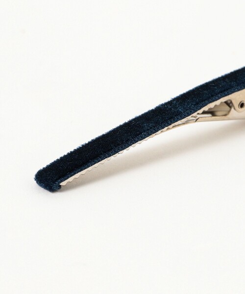 BEAMS BOY（ビームスボーイ）の「【1/15再値下げ】ベロア ヘア クリップ 2セット（バレッタ/ヘアクリップ・レディース・オリーブ/ピンク/ブルー/ベージュ・ONE SIZE）」の7枚目の写真