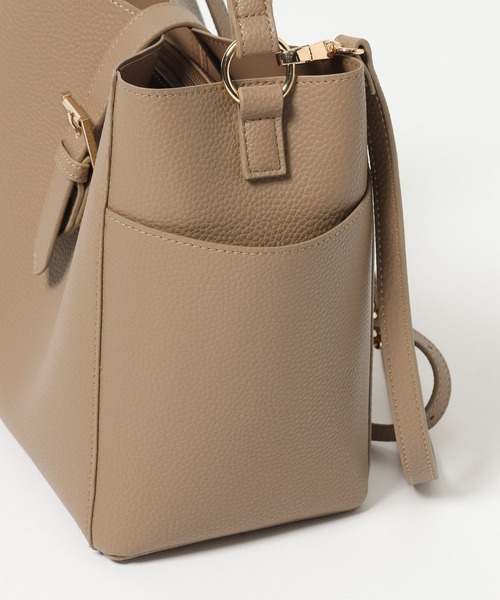 Elura（エルーラ）の「リュクス4WAYバッグ/579683（ショルダーバッグ・レディース・ブラック/ベージュ・FREE）」の13枚目の写真