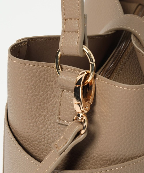 Elura（エルーラ）の「リュクス4WAYバッグ/579683（ショルダーバッグ・レディース・ブラック/ベージュ・FREE）」の14枚目の写真