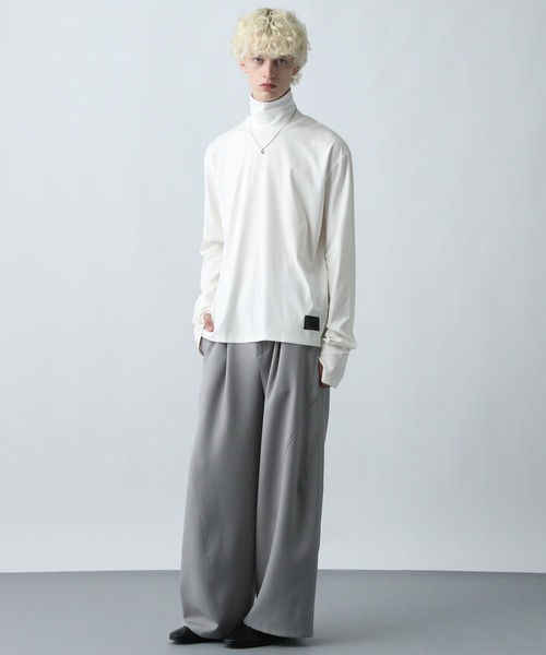 HARE（ハレ）の「レイヤードスリーブハイネックカット(HARE)（Tシャツ/カットソー・メンズ・ホワイト/ネイビー/ブラック/ブルー系その他・FREE）」の6枚目の写真