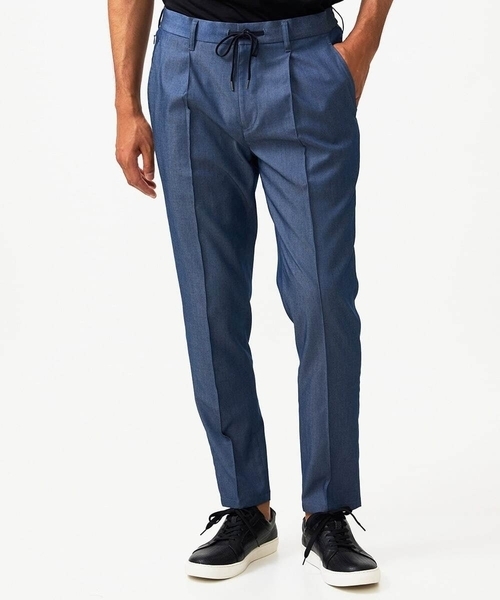 MICHEL KLEIN HOMME   （ミッシェルクランオム）の「【セットアップ】デニム調ワンタックイージーパンツ（スラックス・メンズ・ブルー/ブラック・MEDIUM/LARGE/X-LARGE）」の2枚目の写真