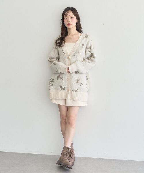 earth music&ecology（アースミュージックアンドエコロジー）の「フラワージャガードラメシャギーカーディガン（カーディガン/ボレロ・レディース・アイボリー/ボルドー/ネイビー・FREE）」の14枚目の写真