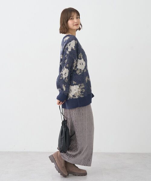 earth music&ecology（アースミュージックアンドエコロジー）の「フラワージャガードラメシャギーカーディガン（カーディガン/ボレロ・レディース・アイボリー/ボルドー/ネイビー・FREE）」の20枚目の写真