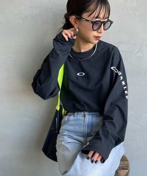 OAKLEY（オークリー）の「[OAKLEY/オークリー] O-SYNC PACK KNIT 1.0 ロングスリーブTシャツ（Tシャツ/カットソー・メンズ・ホワイト/ブラック・S/M）」の2枚目の写真