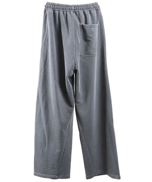 JIEDA(ジエダ)の「UMBRO FADE 3D SWEAT PANTS(スウェットパンツ・メンズ・ブラック・2/1)」の9枚目の写真