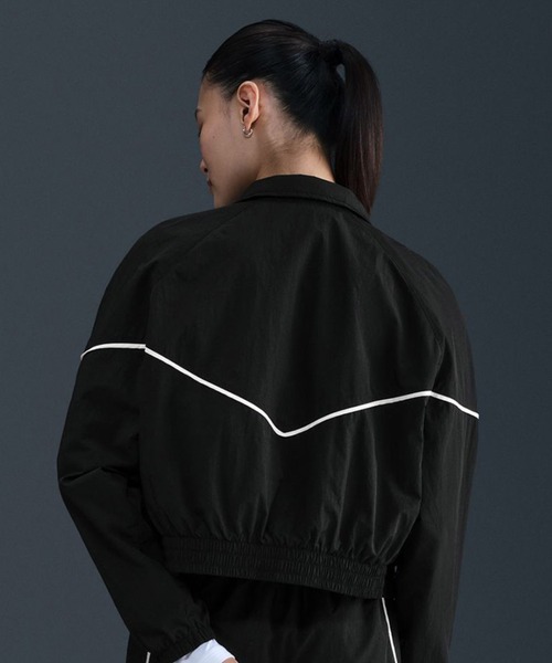 NIKE（ナイキ）の「NIKE AS W NSW NK WR WVN JKT SPEED / ナイキ ウィメンズ NSW WR スピード ウーヴン ジャケット 【SP】（ナイロンジャケット・レディース・ブラック/ネイビー・S/M/L）」の19枚目の写真