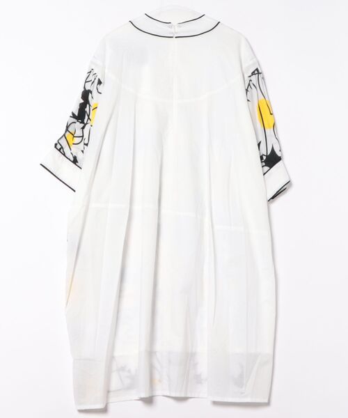 gomme（ゴム）の「LAフラワーＰ　ラウンドコードワンピース（ワンピース・レディース・ホワイト・MEDIUM）」の2枚目の写真