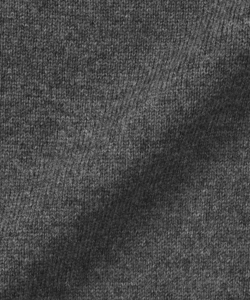 無印良品(ムジルシリョウヒン)の「婦人 洗えるウールミドルゲージVネックカーディガン(カーディガン/ボレロ・レディース・オートミール/チャコールグレー/ブラック/ダークブラウン系/ライトグリーン/キャメル・XL/S/XS/L/M)」の12枚目の写真