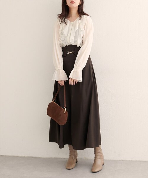 natural couture（ナチュラルクチュール）の「【WEB限定】フリリーブラウス（シャツ/ブラウス・レディース・ブラック/ブラウン/イエロー/オフホワイト・FREE）」の16枚目の写真