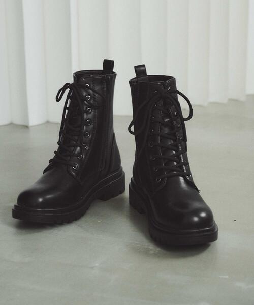 OPAQUE.CLIP（オペークドットクリップ）の「【生活防水】厚底タンクソールレースアップブーツ（ブーツ・レディース・ブラック・03/02）」の2枚目の写真